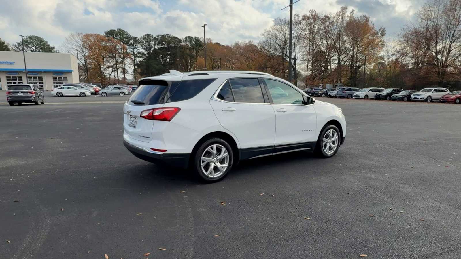 Thumbnail: 2021 Chevrolet Equinox - 8