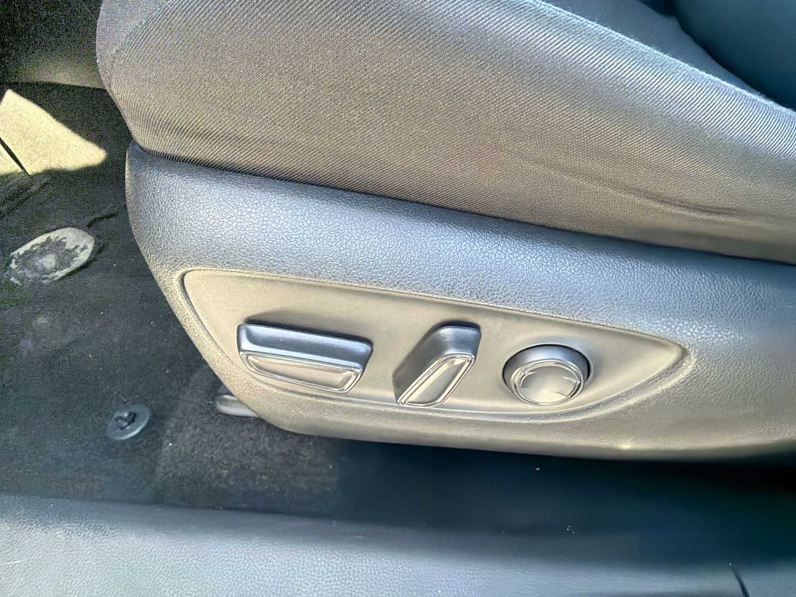 Thumbnail: 2024 Toyota RAV4 - 14