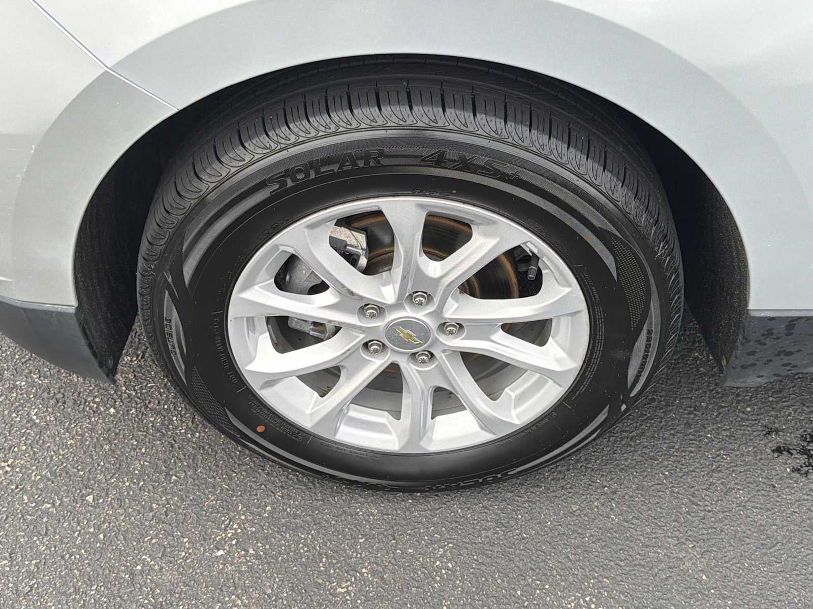 Thumbnail: 2021 Chevrolet Equinox - 18