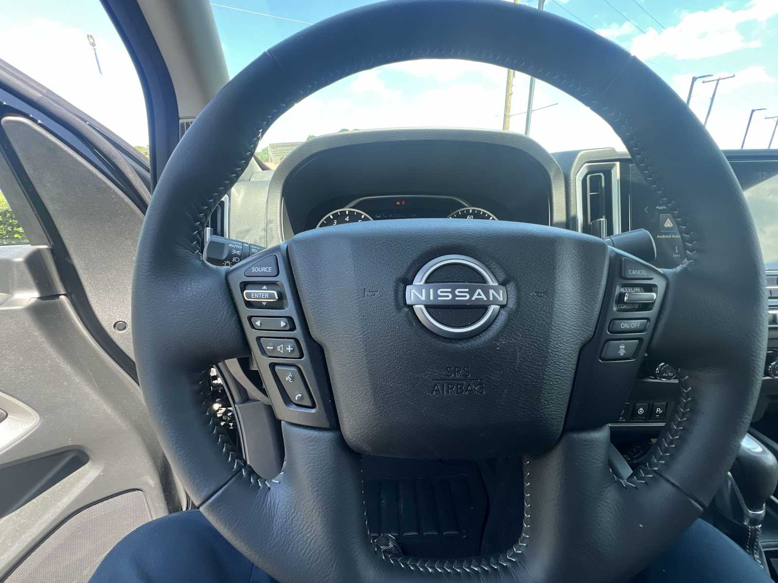 Thumbnail: 2025 Nissan Frontier - 11