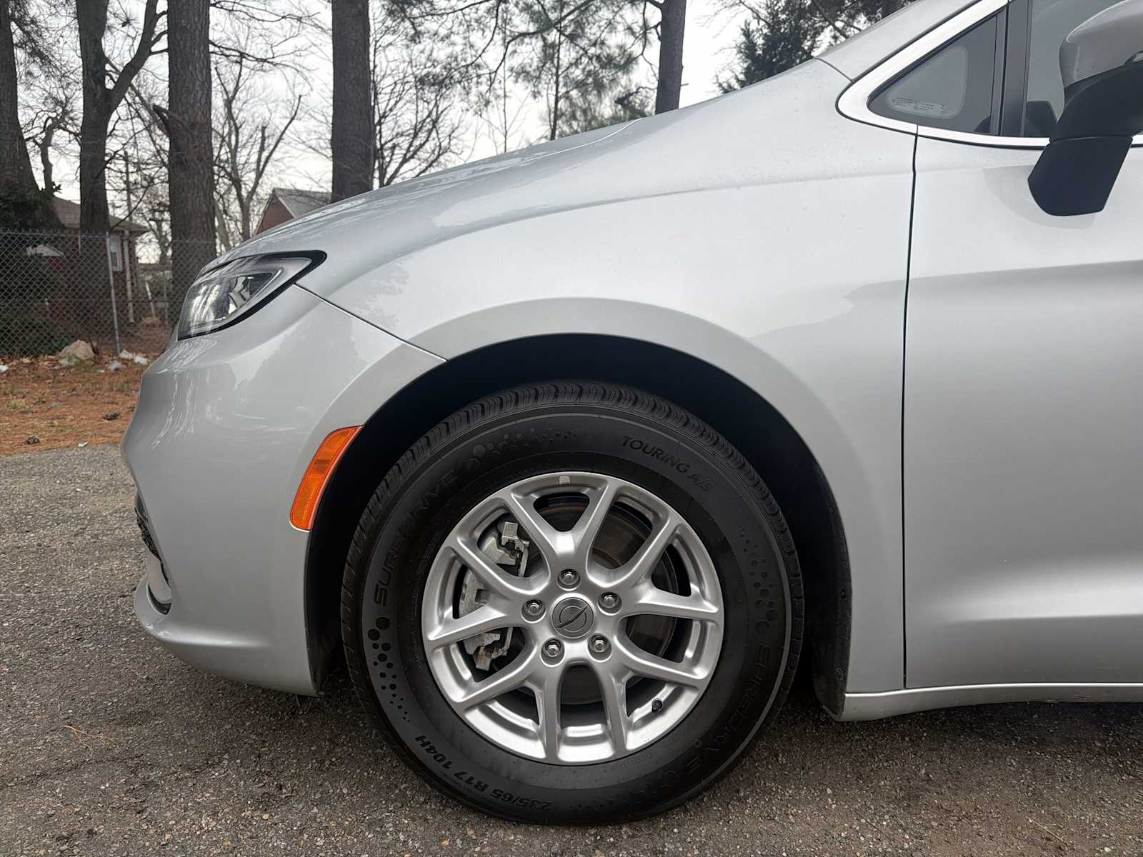 Thumbnail: 2023 Chrysler Pacifica - 18