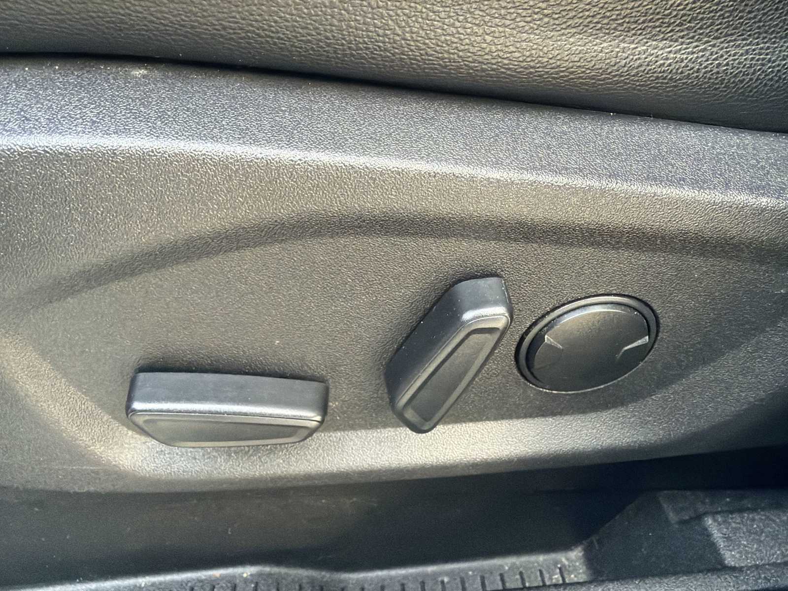 Thumbnail: 2024 Ford Edge - 14