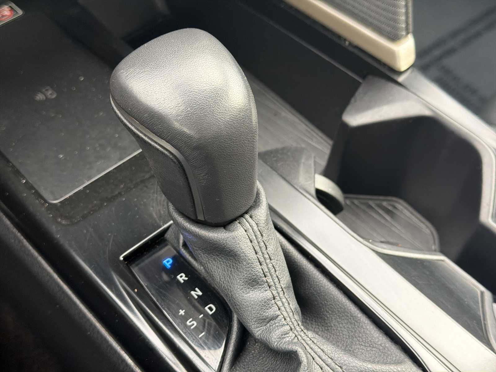 Thumbnail: 2025 Toyota Camry - 21