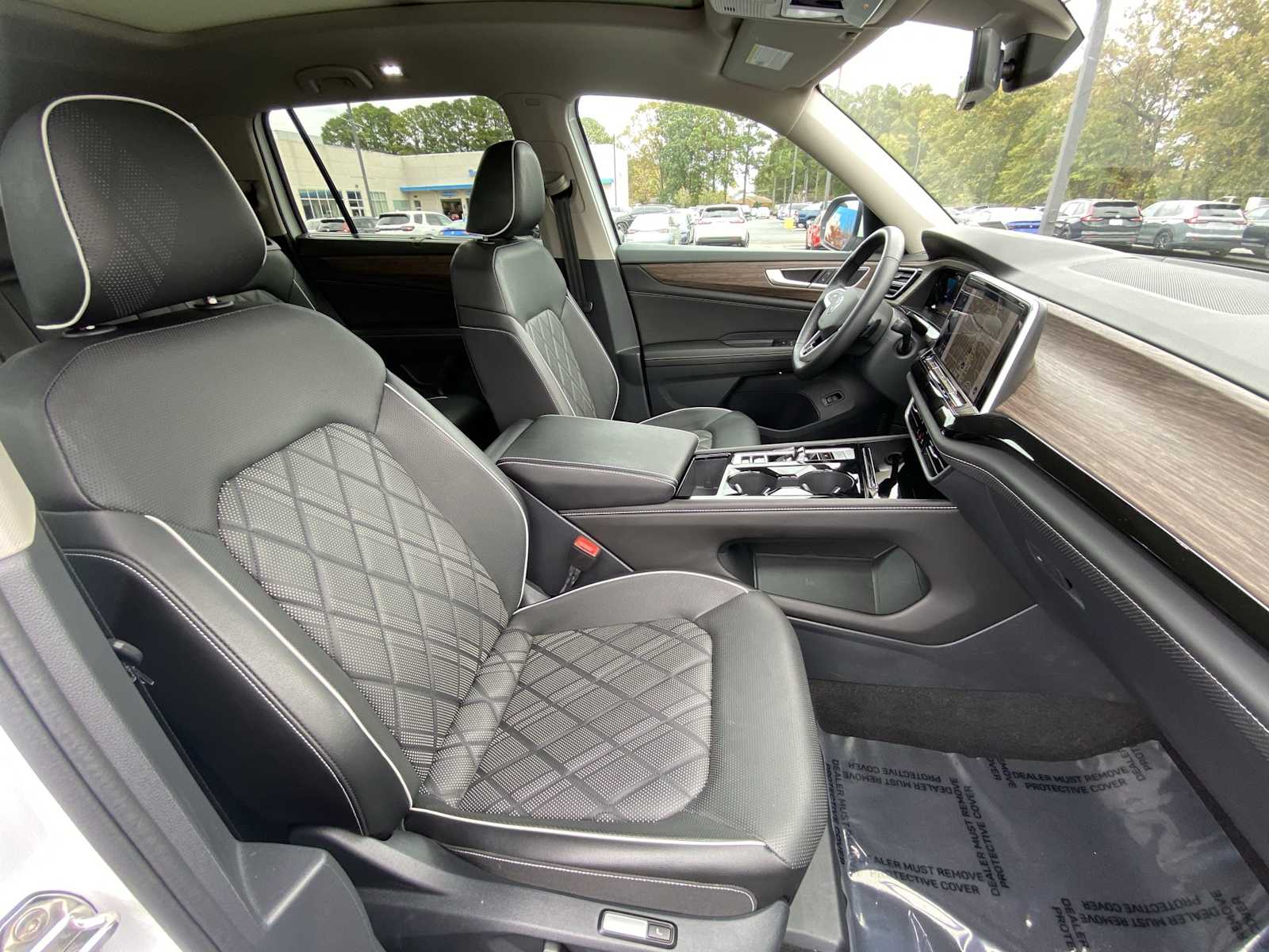 Thumbnail: 2025 Volkswagen Atlas - 27