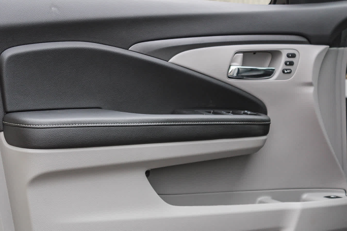 Thumbnail: 2026 Honda Ridgeline - 13