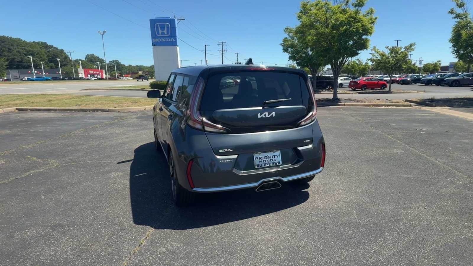 Thumbnail: 2023 Kia Soul - 7