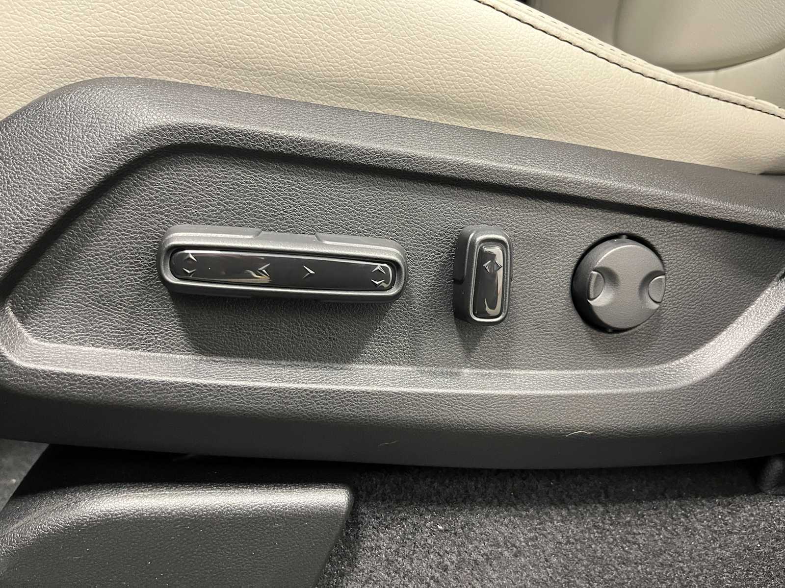 Thumbnail: 2026 Honda Pilot - 14