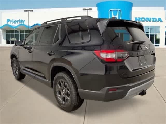 Thumbnail: 2025 Honda Pilot - 3