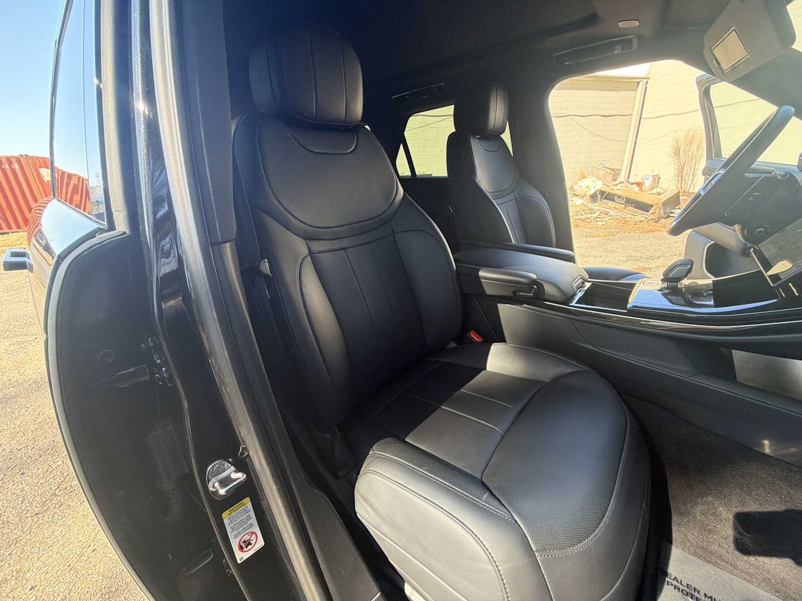 Thumbnail: 2025 Land Rover Range Rover Sport - 27