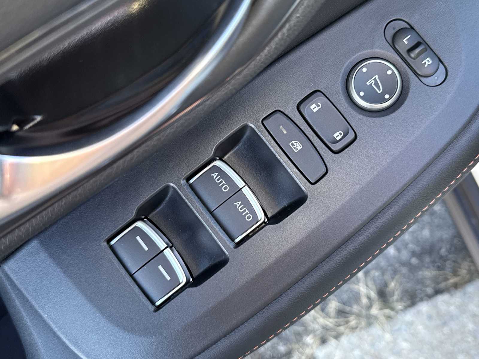 Thumbnail: 2025 Honda HR-V - 15