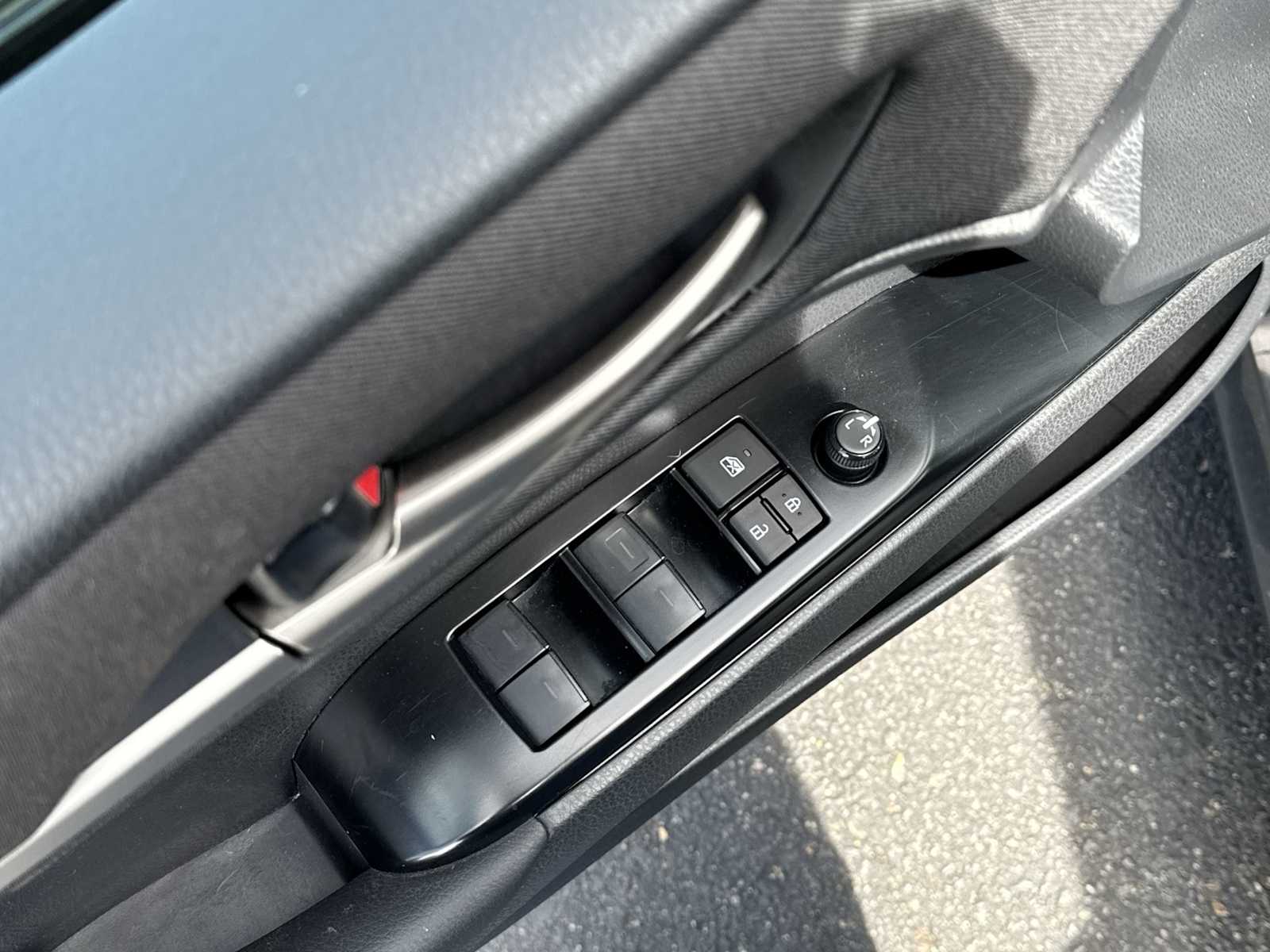 Thumbnail: 2025 Toyota Camry - 15
