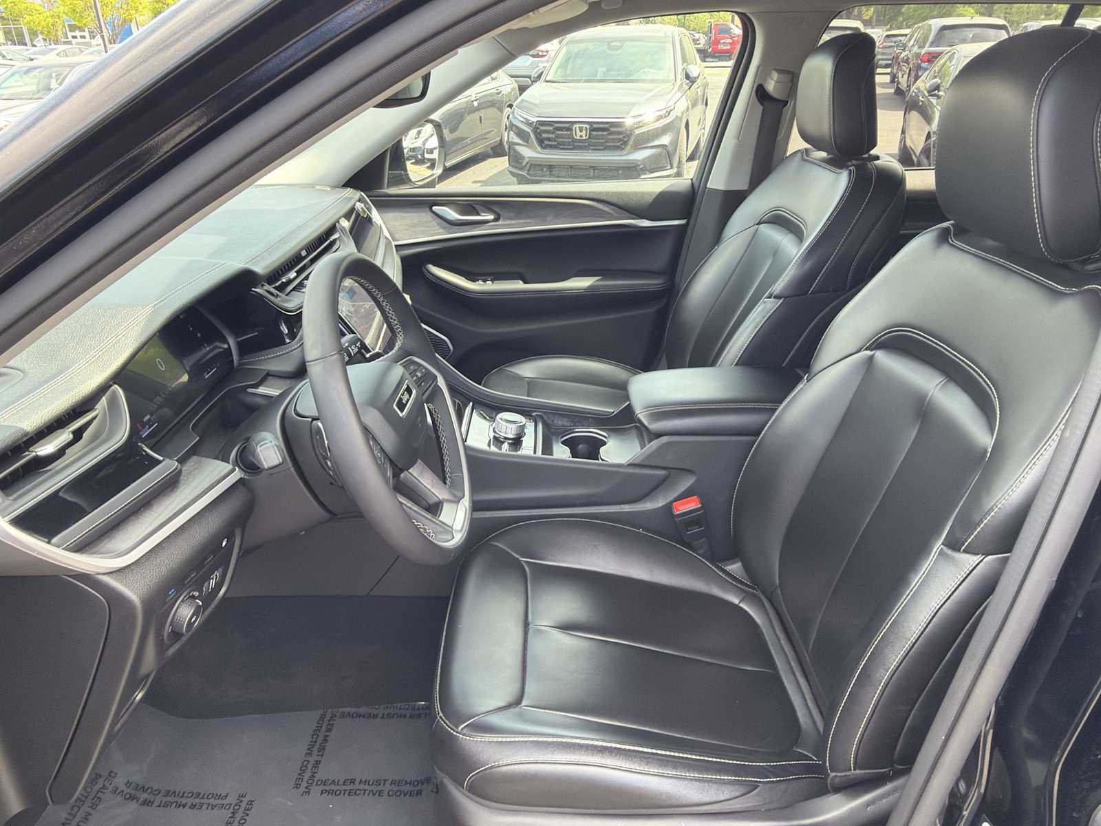 Thumbnail: 2024 Jeep Grand Cherokee - 13