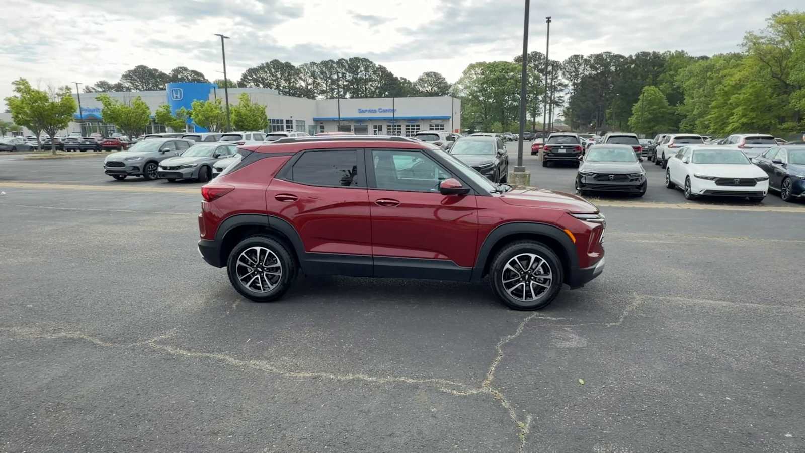 Thumbnail: 2025 Chevrolet TrailBlazer - 9