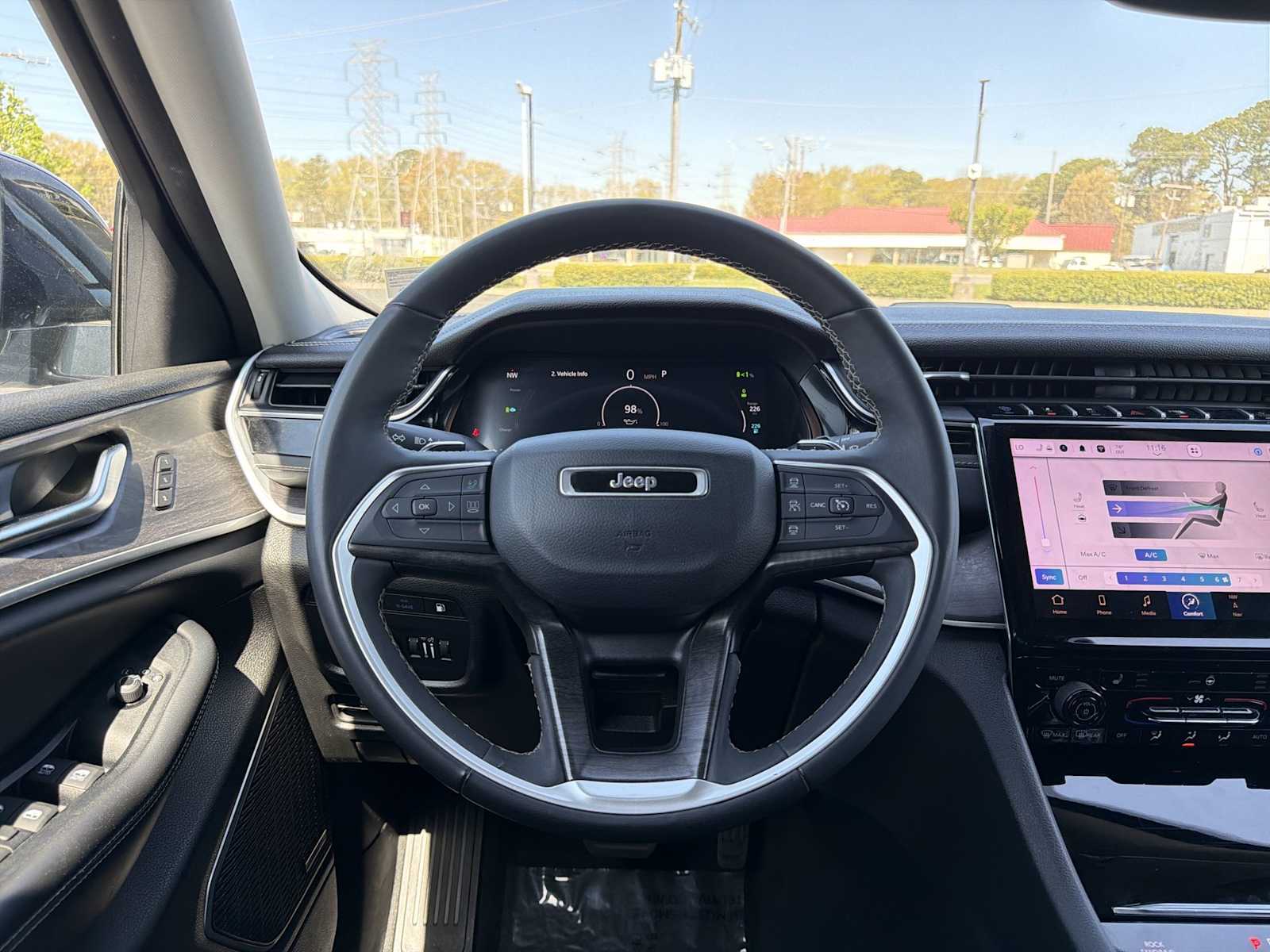 Thumbnail: 2024 Jeep Grand Cherokee - 11