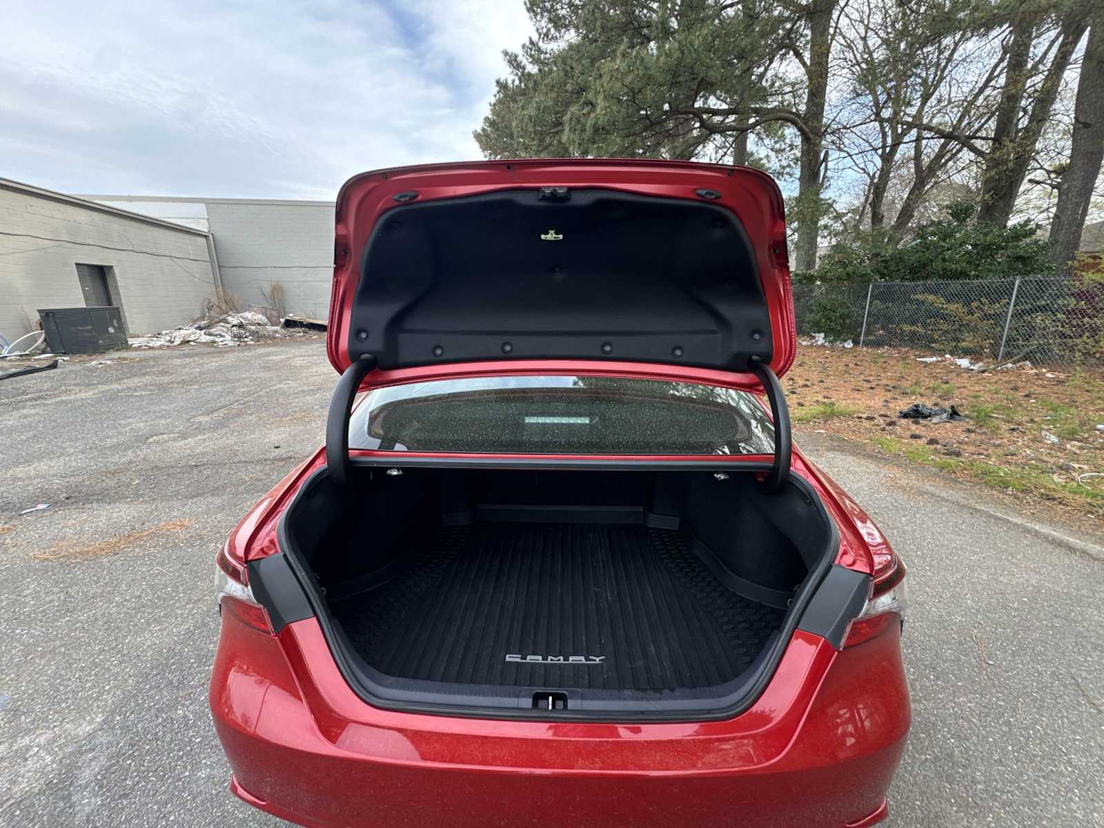 Thumbnail: 2022 Toyota Camry - 19