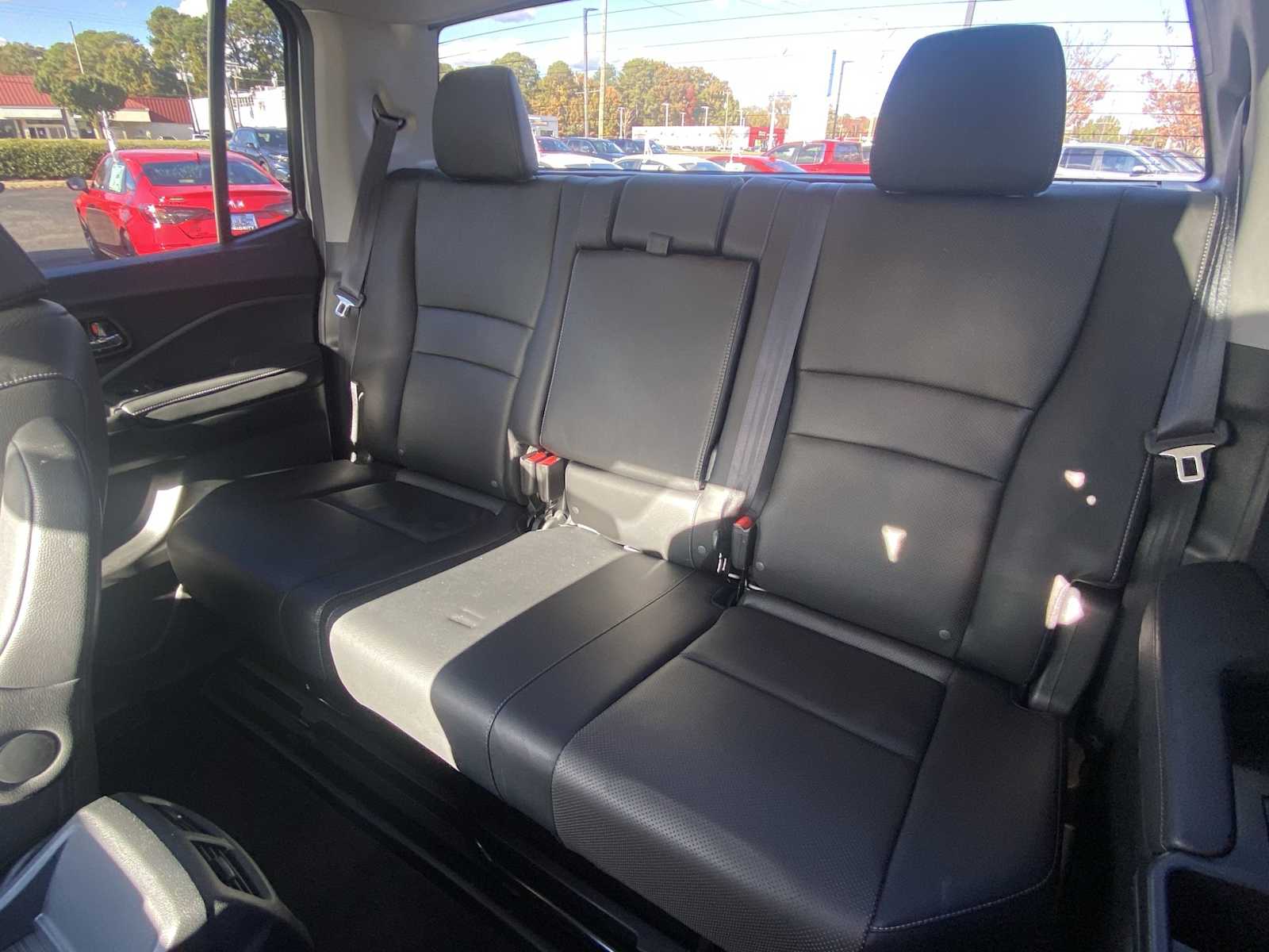 Thumbnail: 2017 Honda Ridgeline - 24