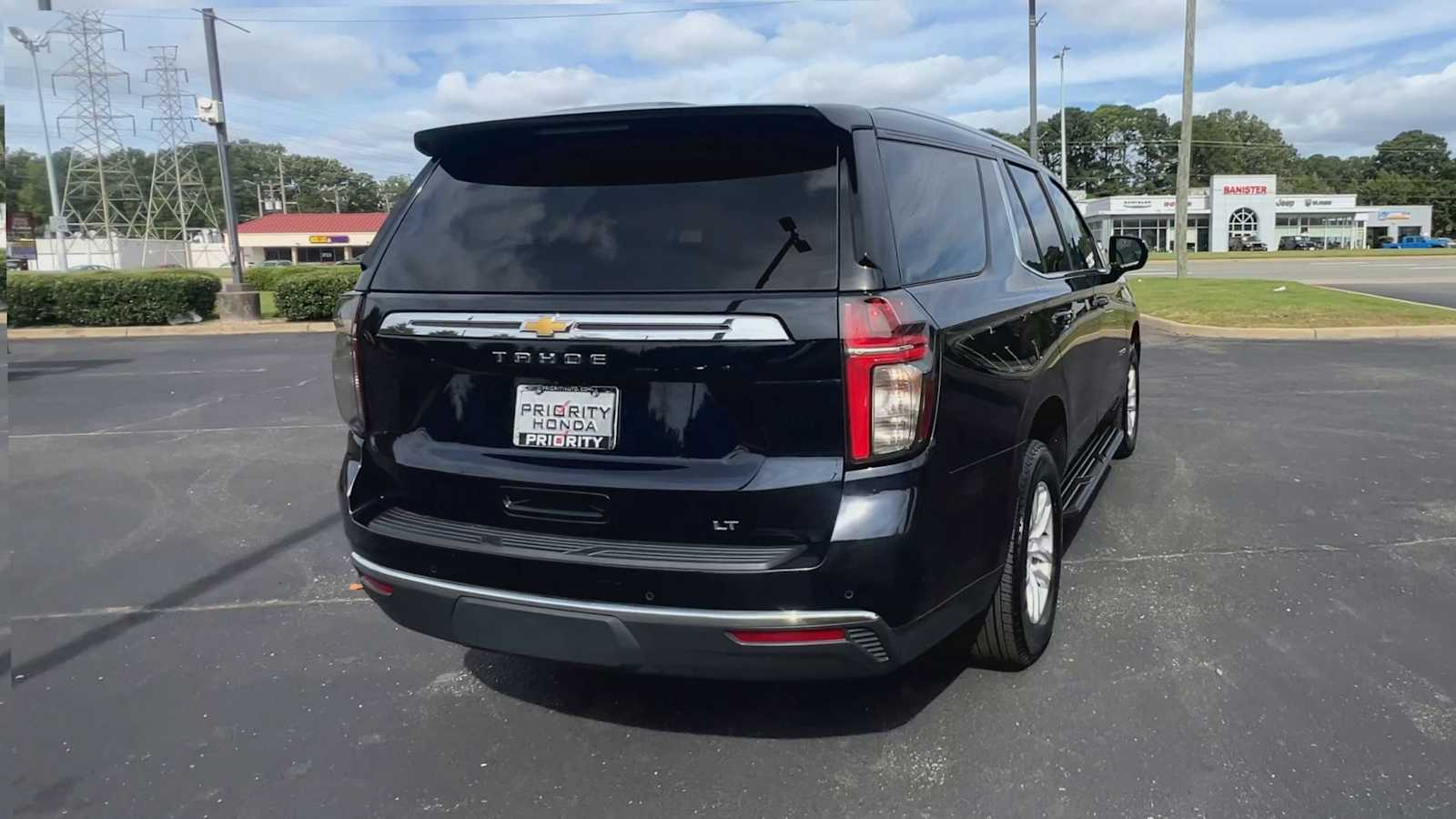 Thumbnail: 2024 Chevrolet Tahoe - 8