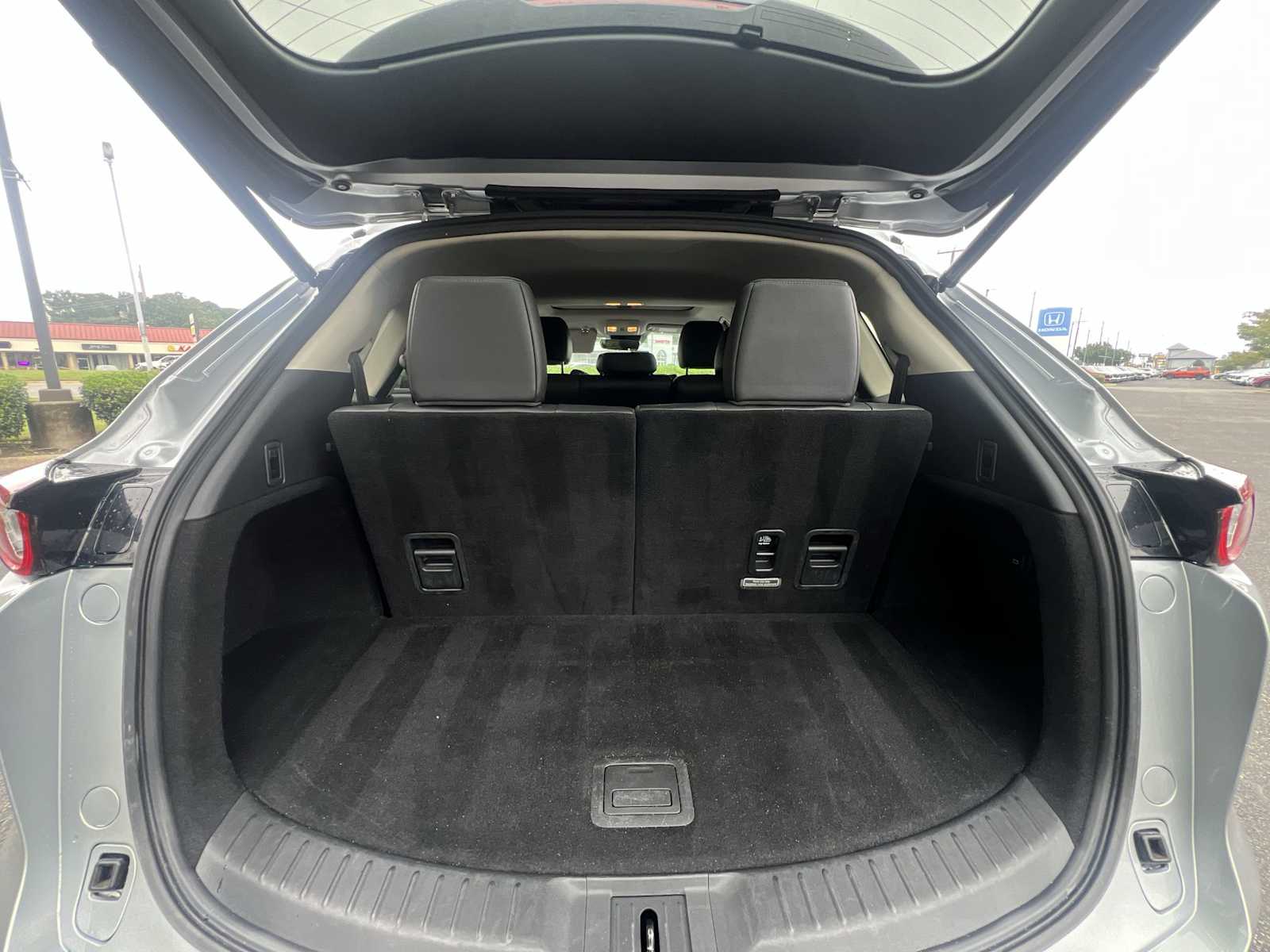 Thumbnail: 2023 Mazda CX-9 - 20