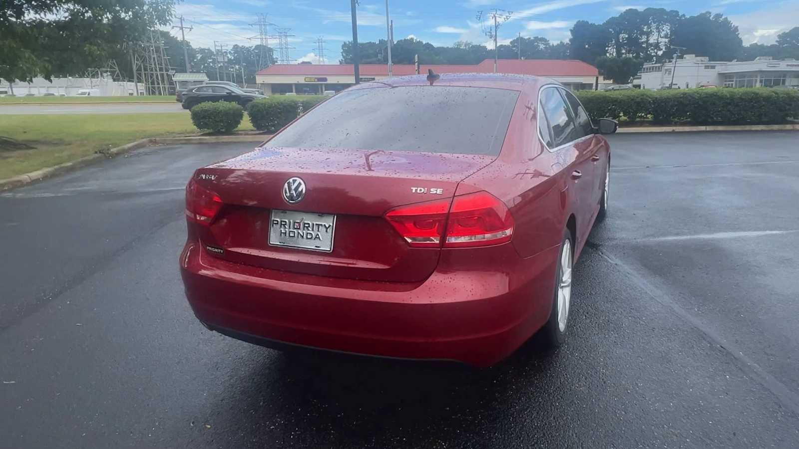 Thumbnail: 2015 Volkswagen Passat - 8