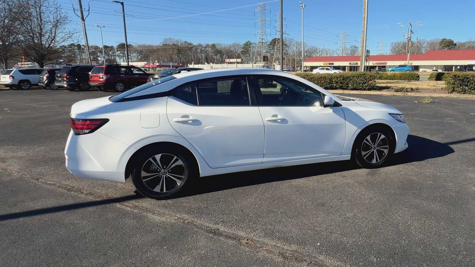 Thumbnail: 2023 Nissan Sentra - 9