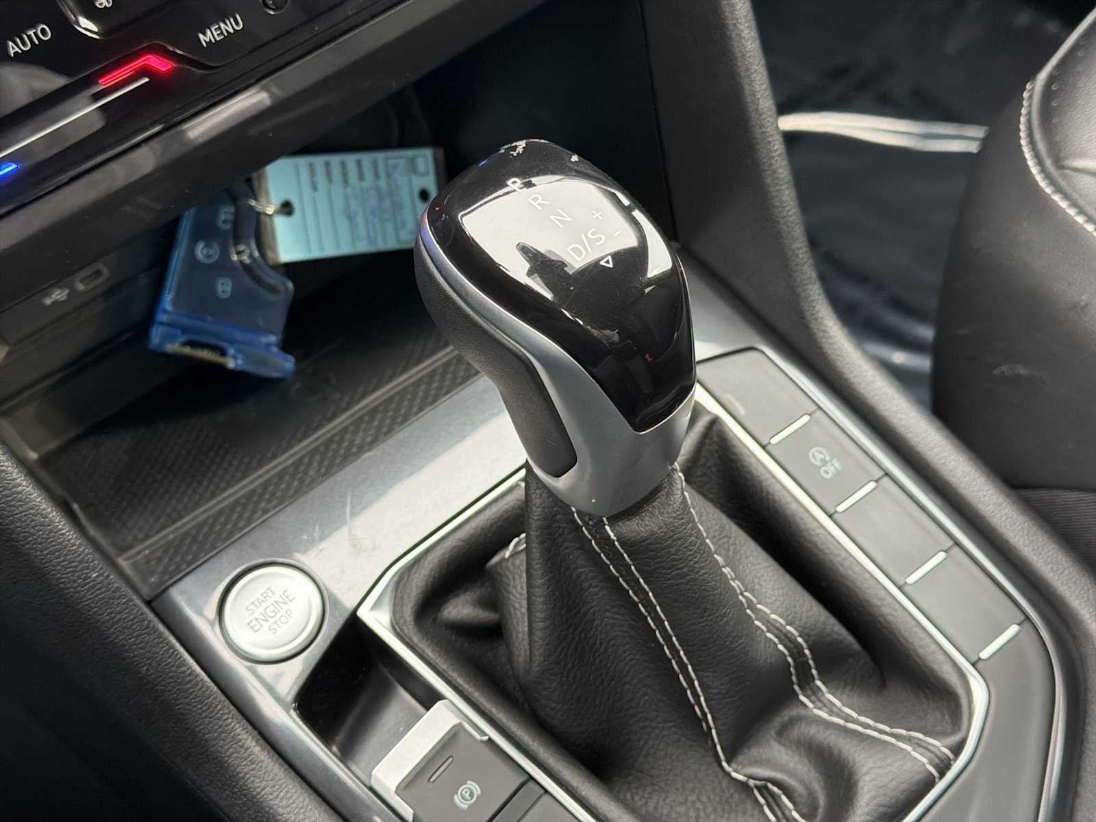 Thumbnail: 2024 Volkswagen Tiguan - 21