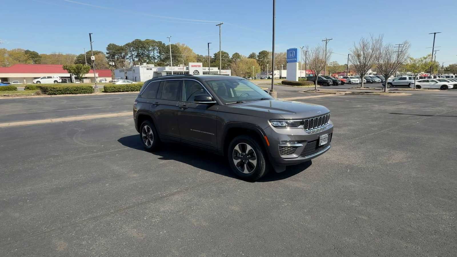 Thumbnail: 2024 Jeep Grand Cherokee - 2