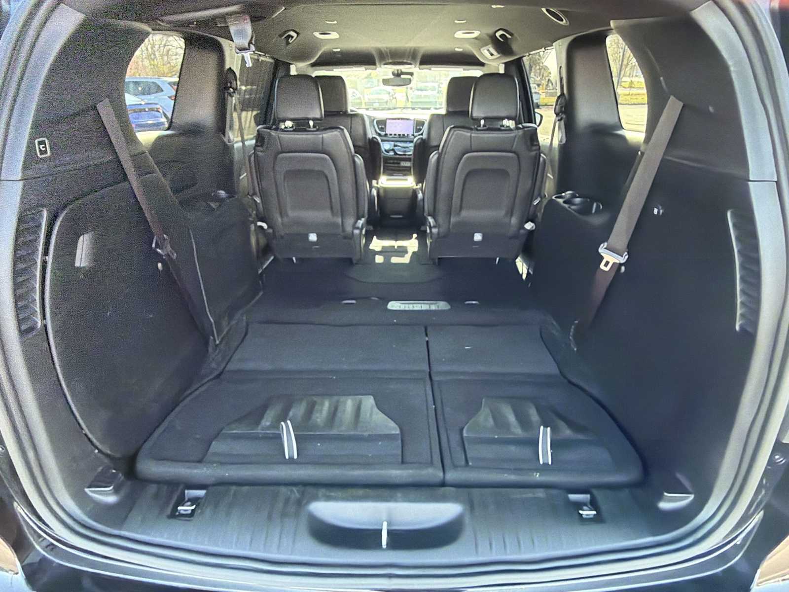 Thumbnail: 2025 Chrysler Pacifica - 19