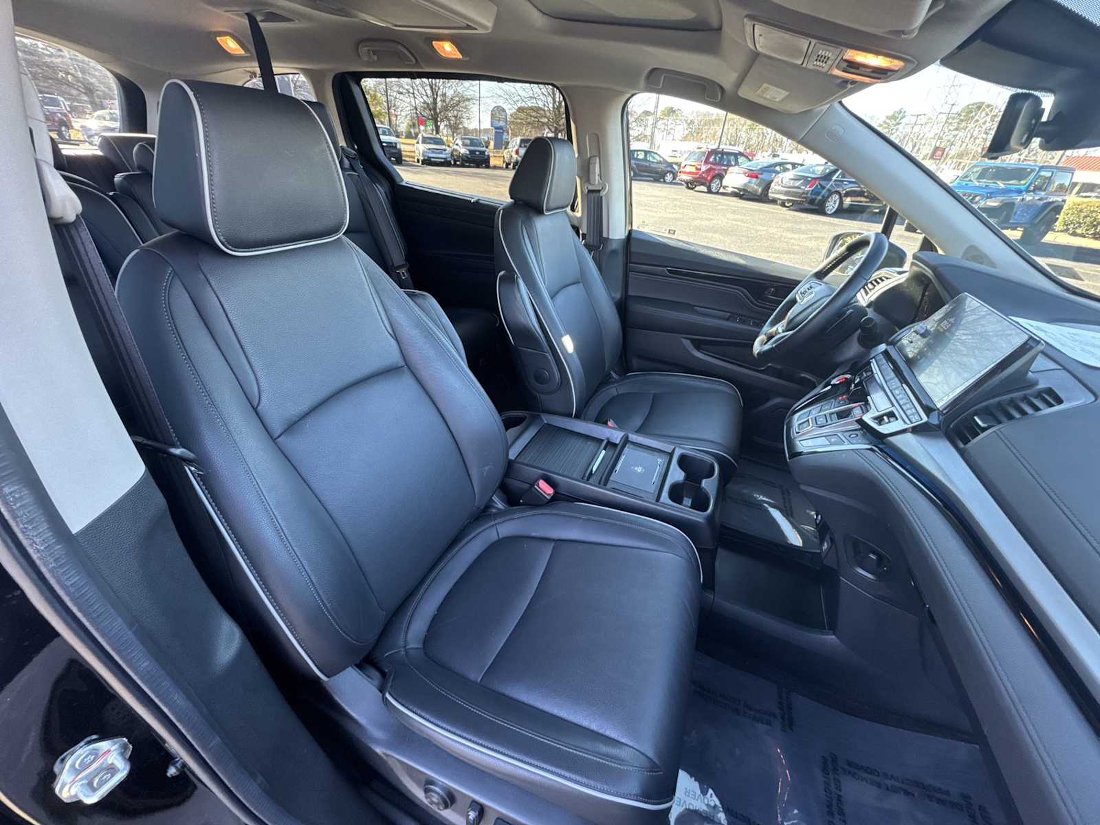 Thumbnail: 2025 Honda Odyssey - 27