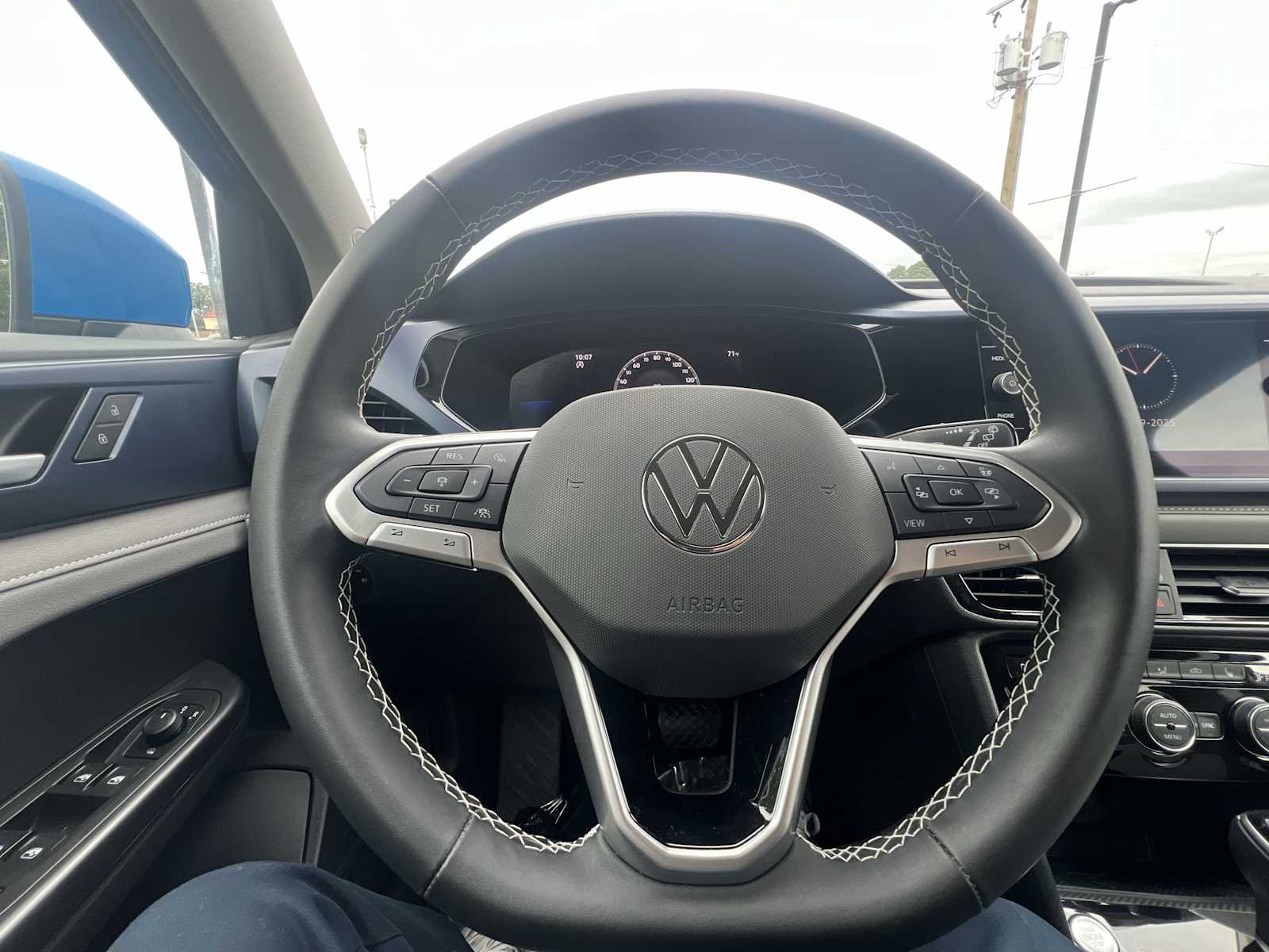 Thumbnail: 2024 Volkswagen Taos - 11