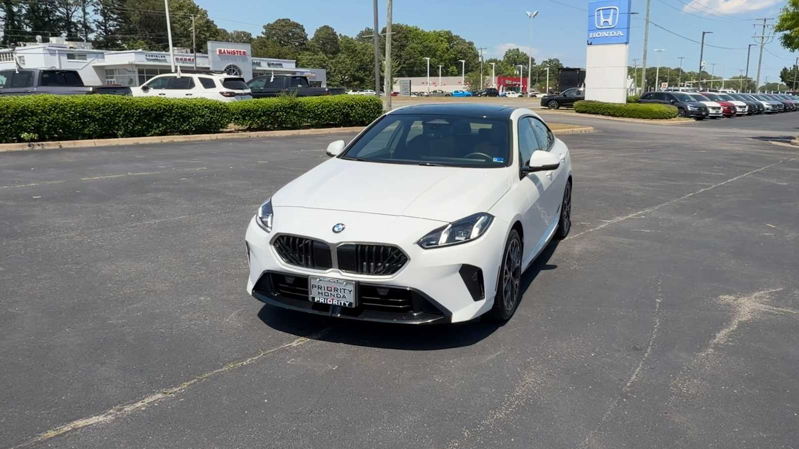 Thumbnail: 2025 BMW 2 Series - 3