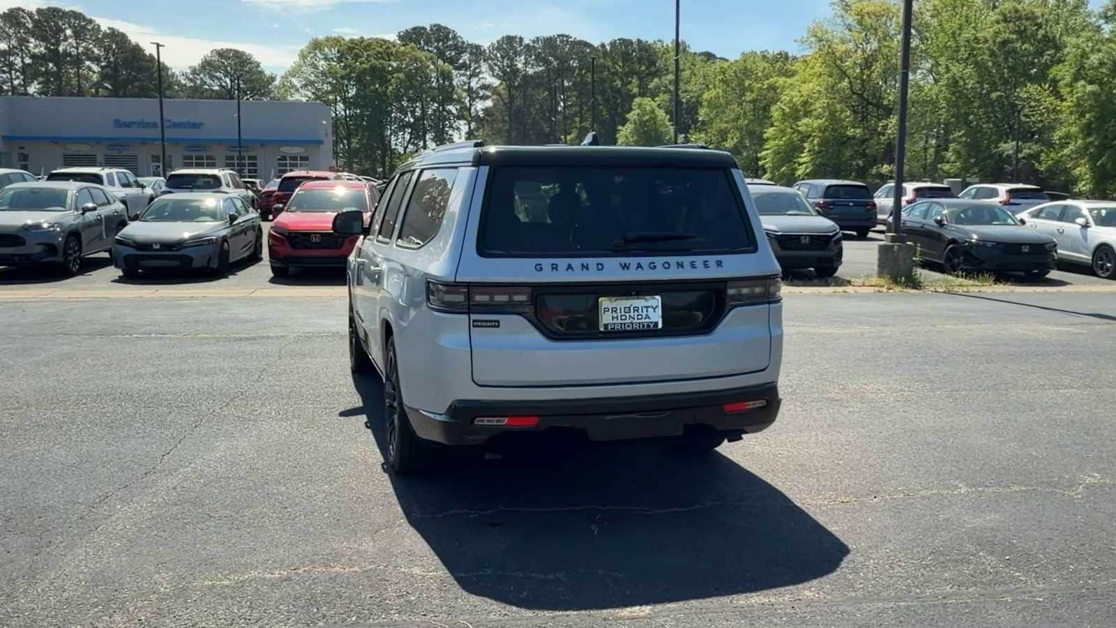 Thumbnail: 2024 Jeep Grand Wagoneer L - 7