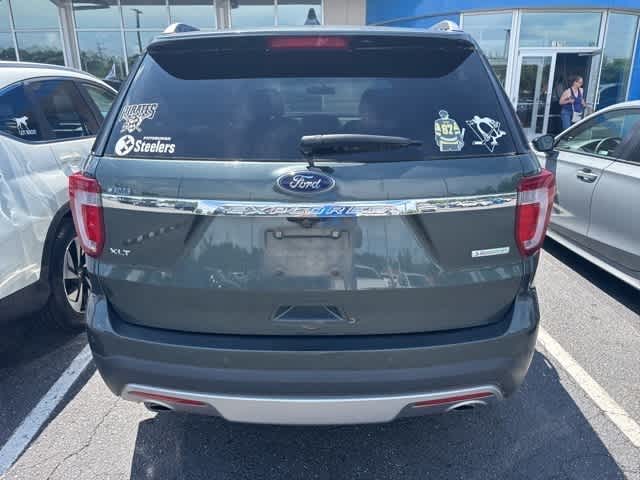 Thumbnail: 2016 Ford Explorer - 14