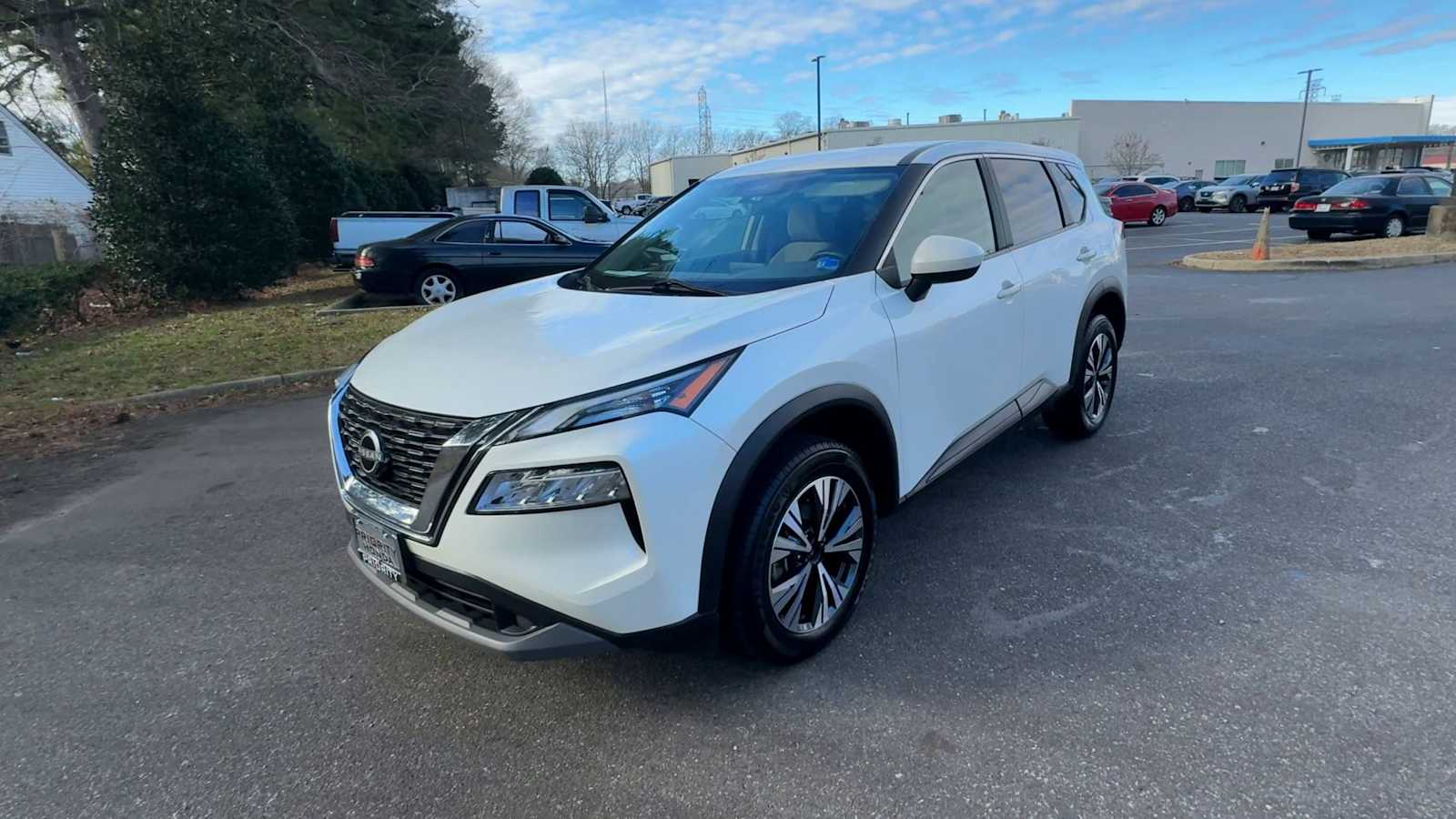 Thumbnail: 2023 Nissan Rogue - 4