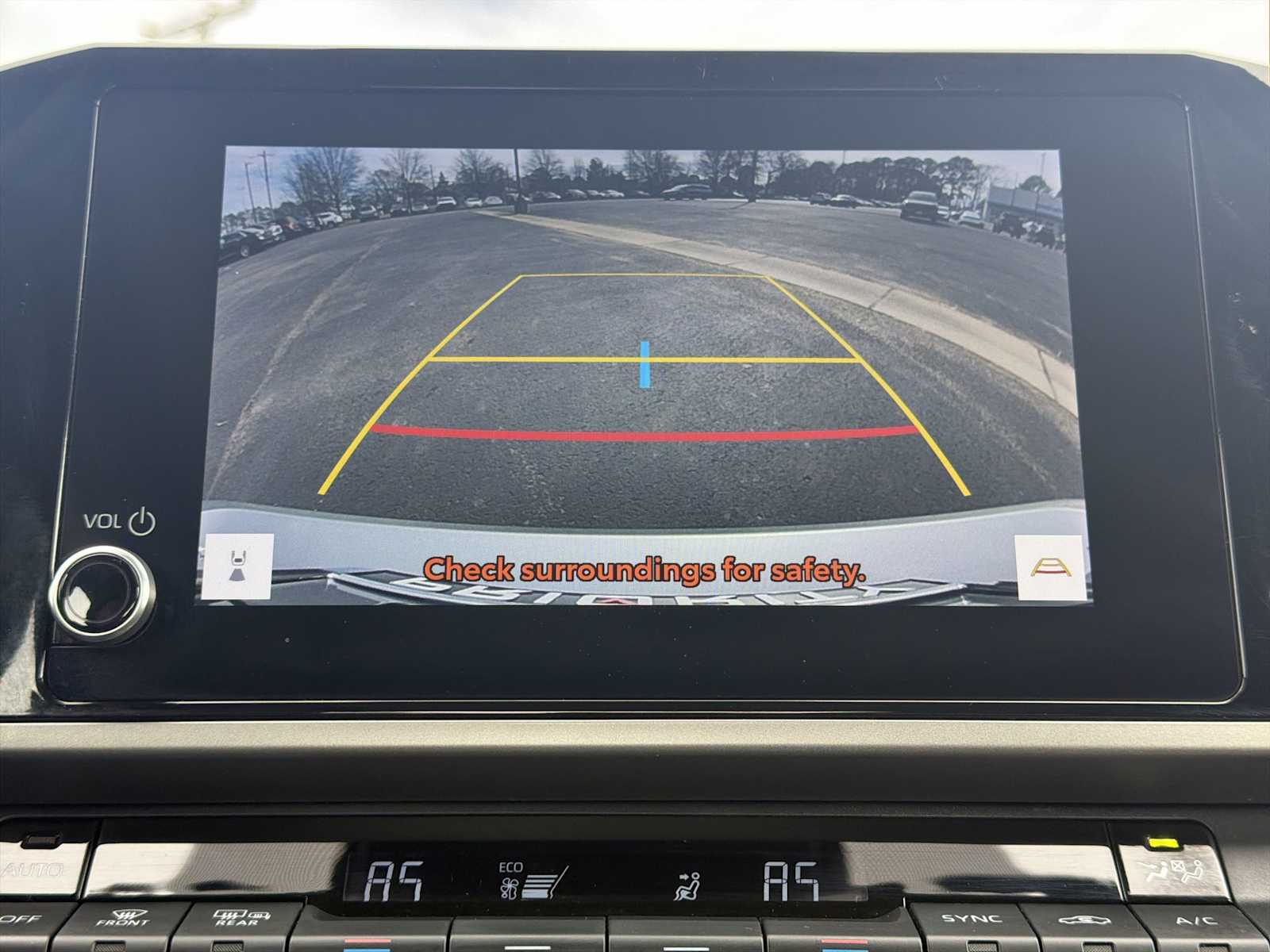 Thumbnail: 2025 Toyota Camry - 23