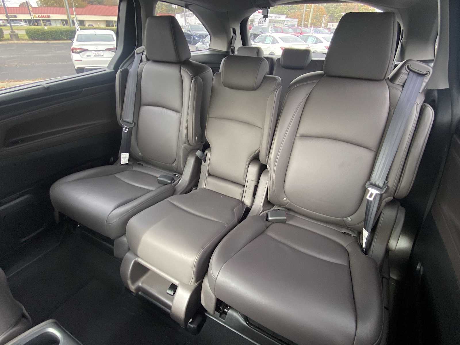 Thumbnail: 2018 Honda Odyssey - 24