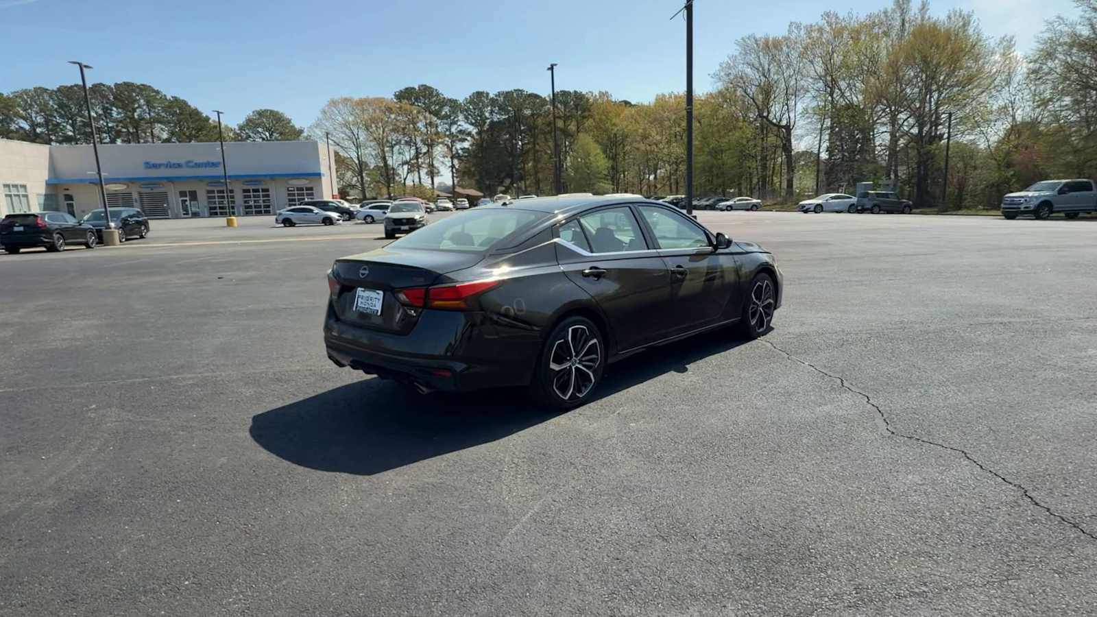 Thumbnail: 2024 Nissan Altima - 8