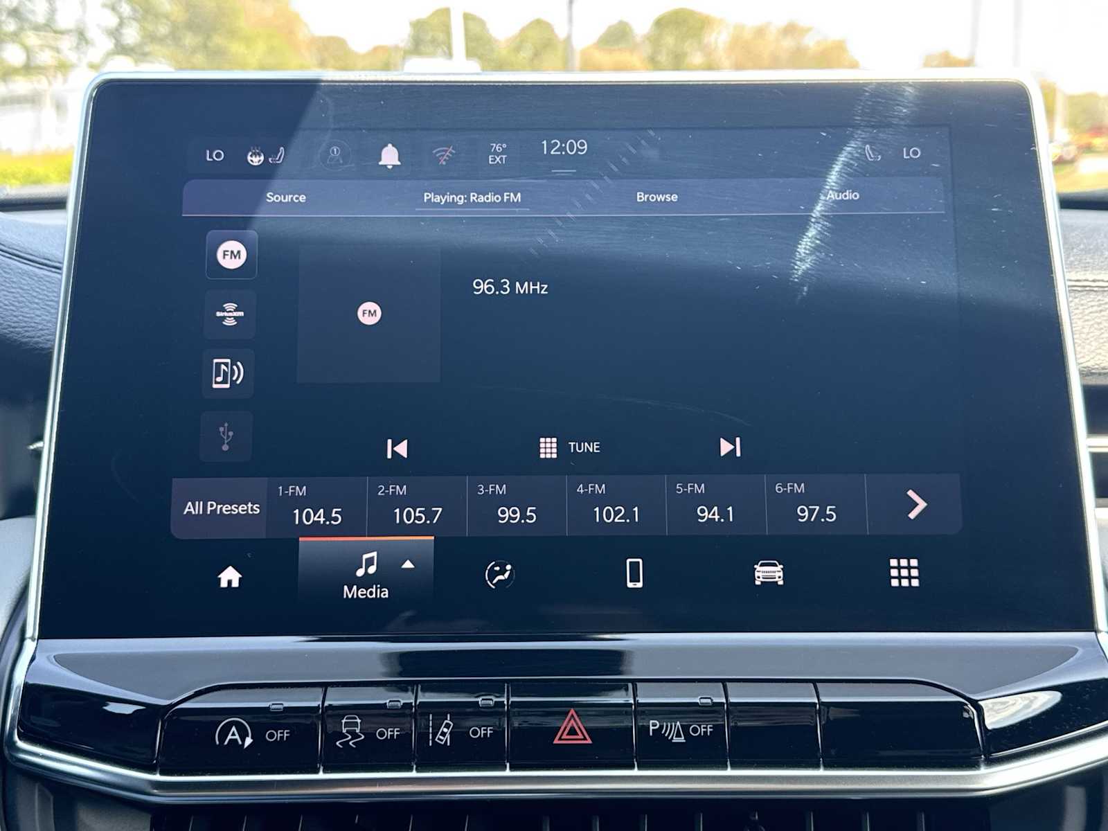 Thumbnail: 2024 Jeep Compass - 12