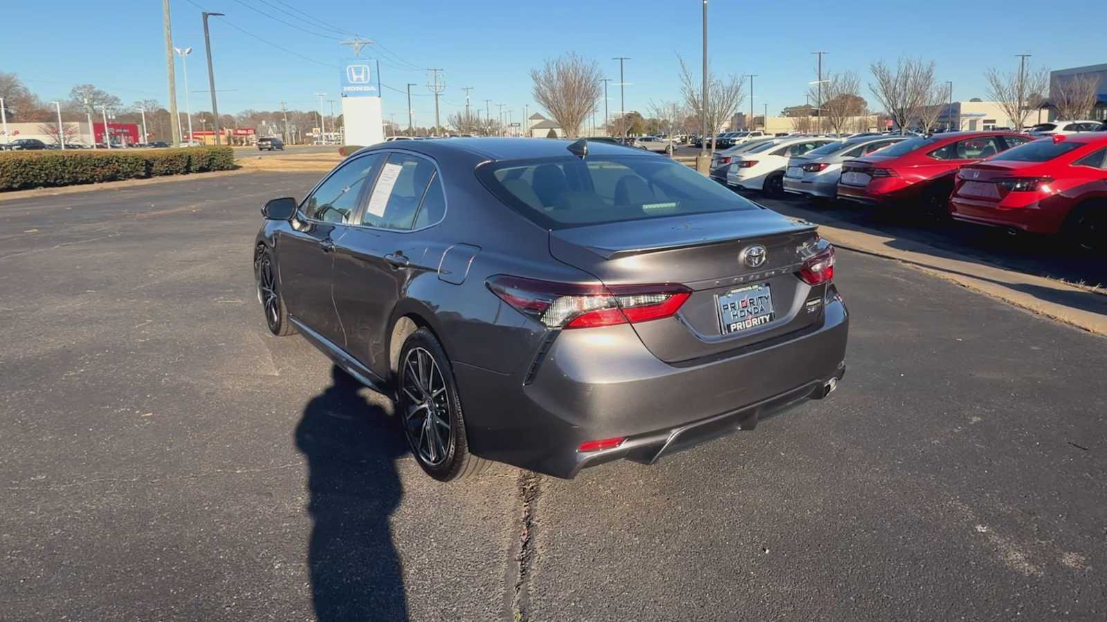 Thumbnail: 2023 Toyota Camry - 7