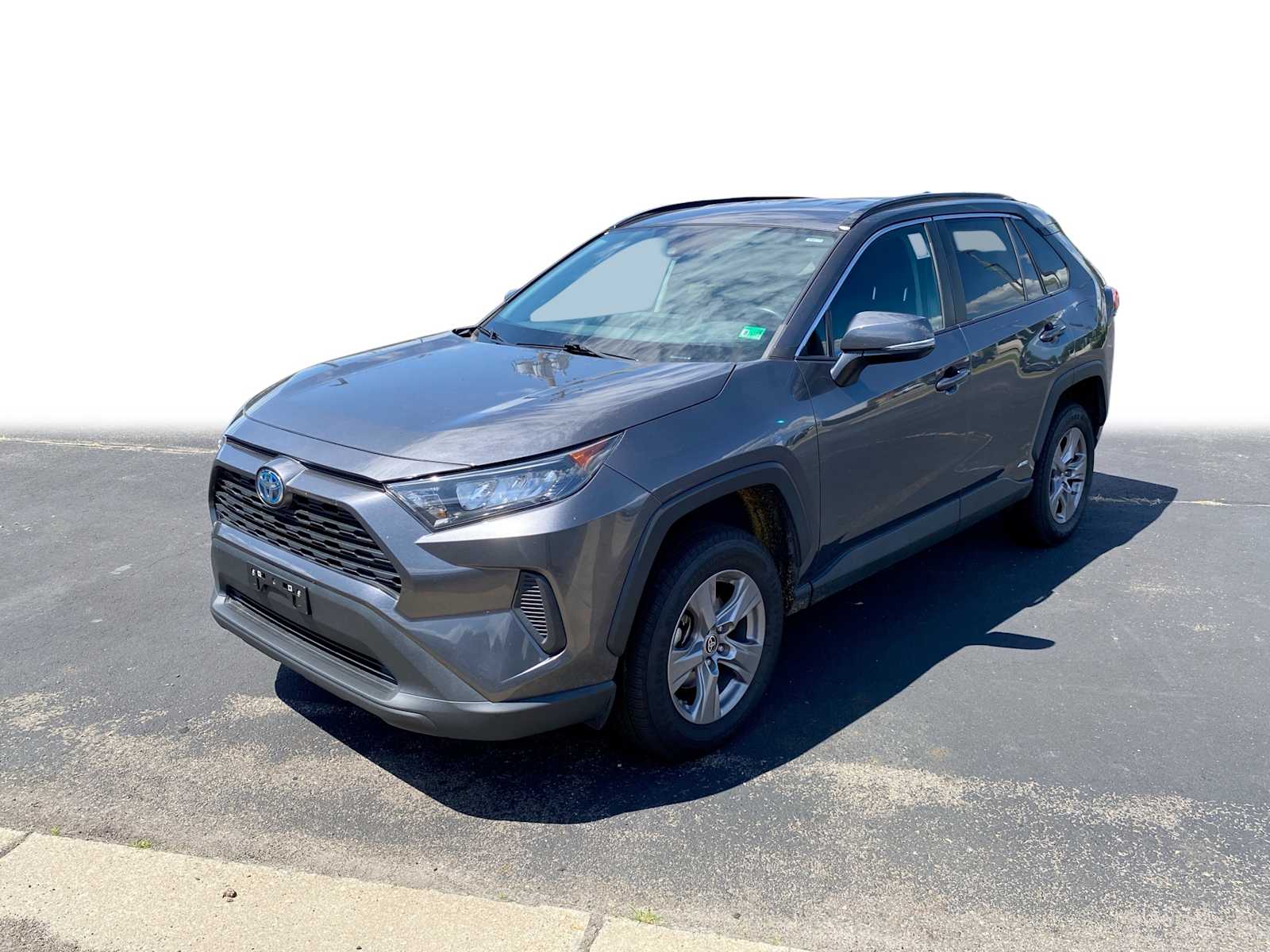 Thumbnail: 2022 Toyota RAV4 - 1