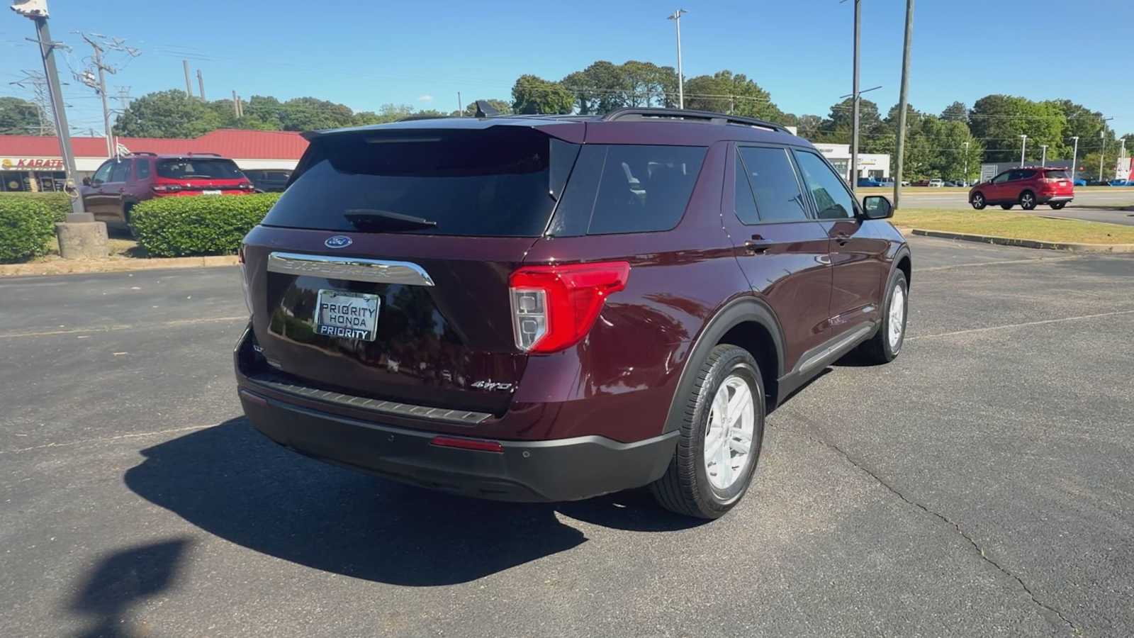 Thumbnail: 2023 Ford Explorer - 8