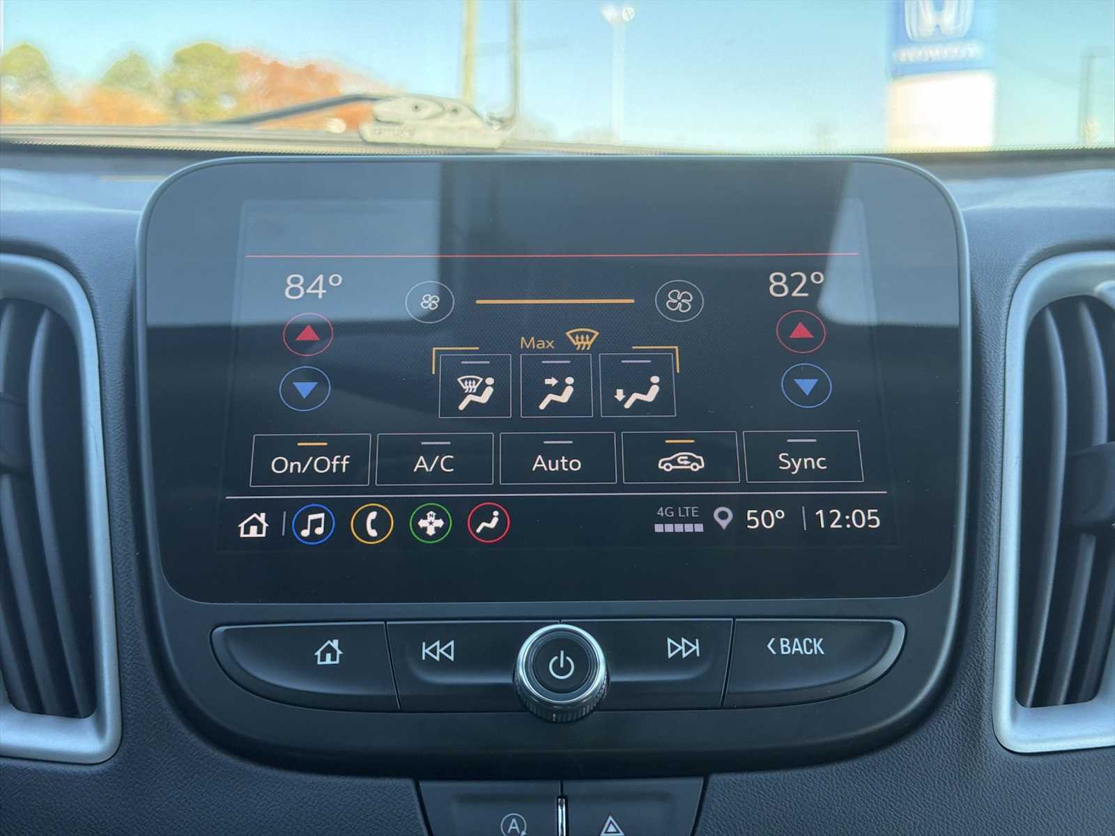 Thumbnail: 2024 Chevrolet Malibu - 17