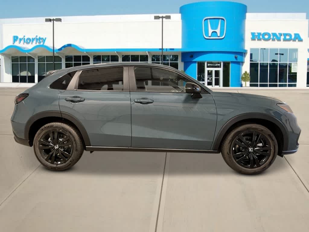 Thumbnail: 2027 Honda HR-V - 8