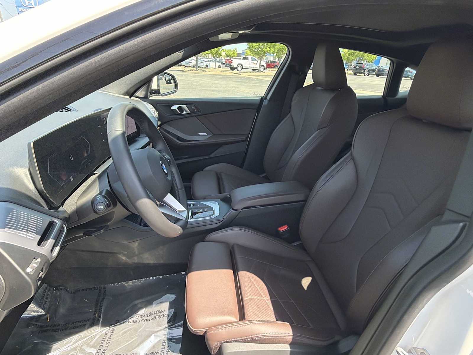 Thumbnail: 2025 BMW 2 Series - 13