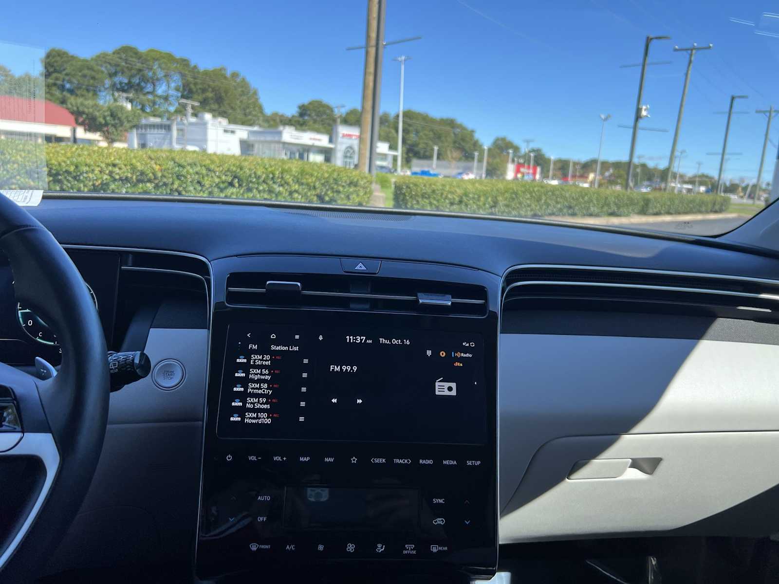 Thumbnail: 2023 Hyundai Tucson - 12