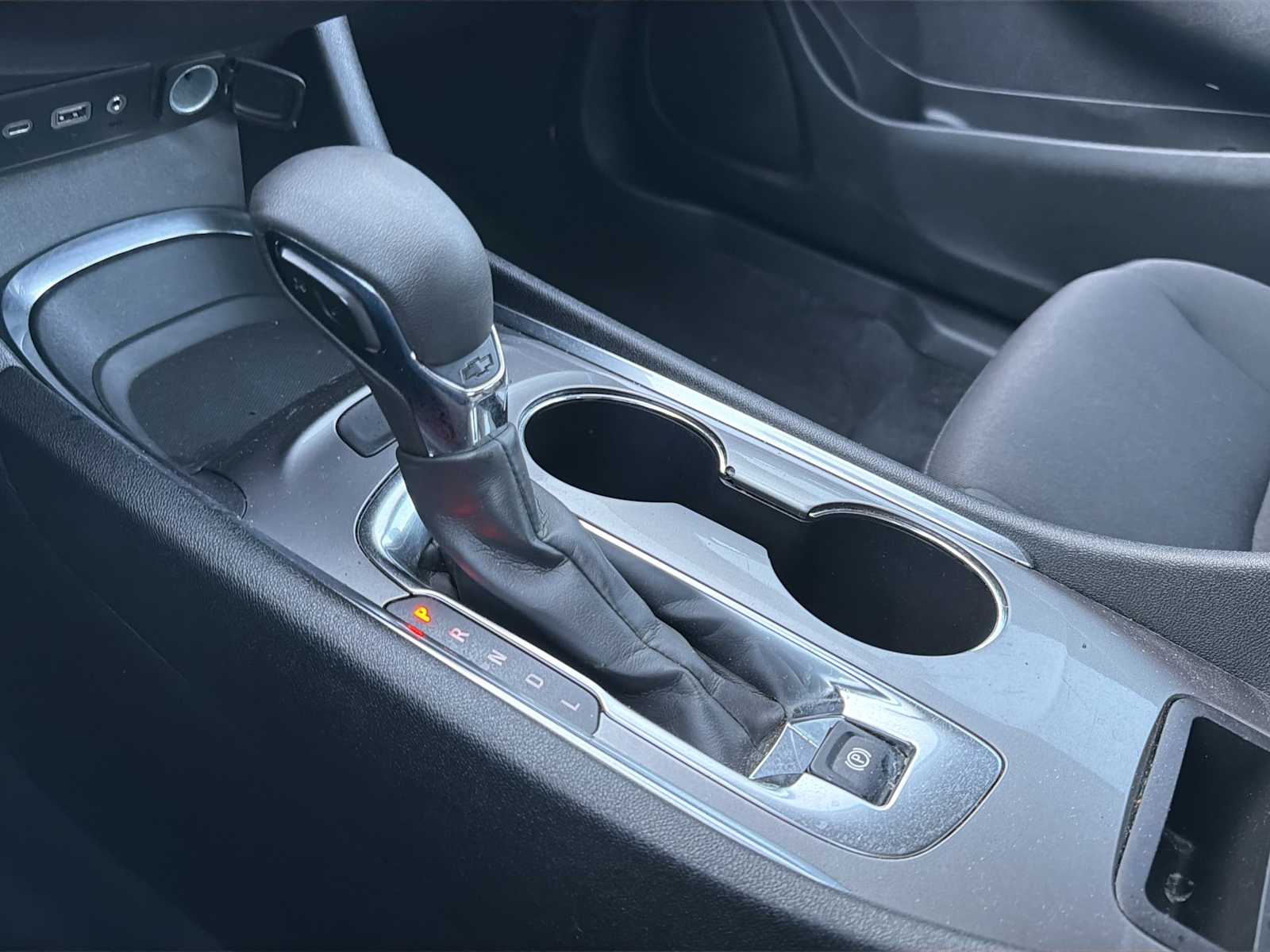 Thumbnail: 2022 Chevrolet Malibu - 20