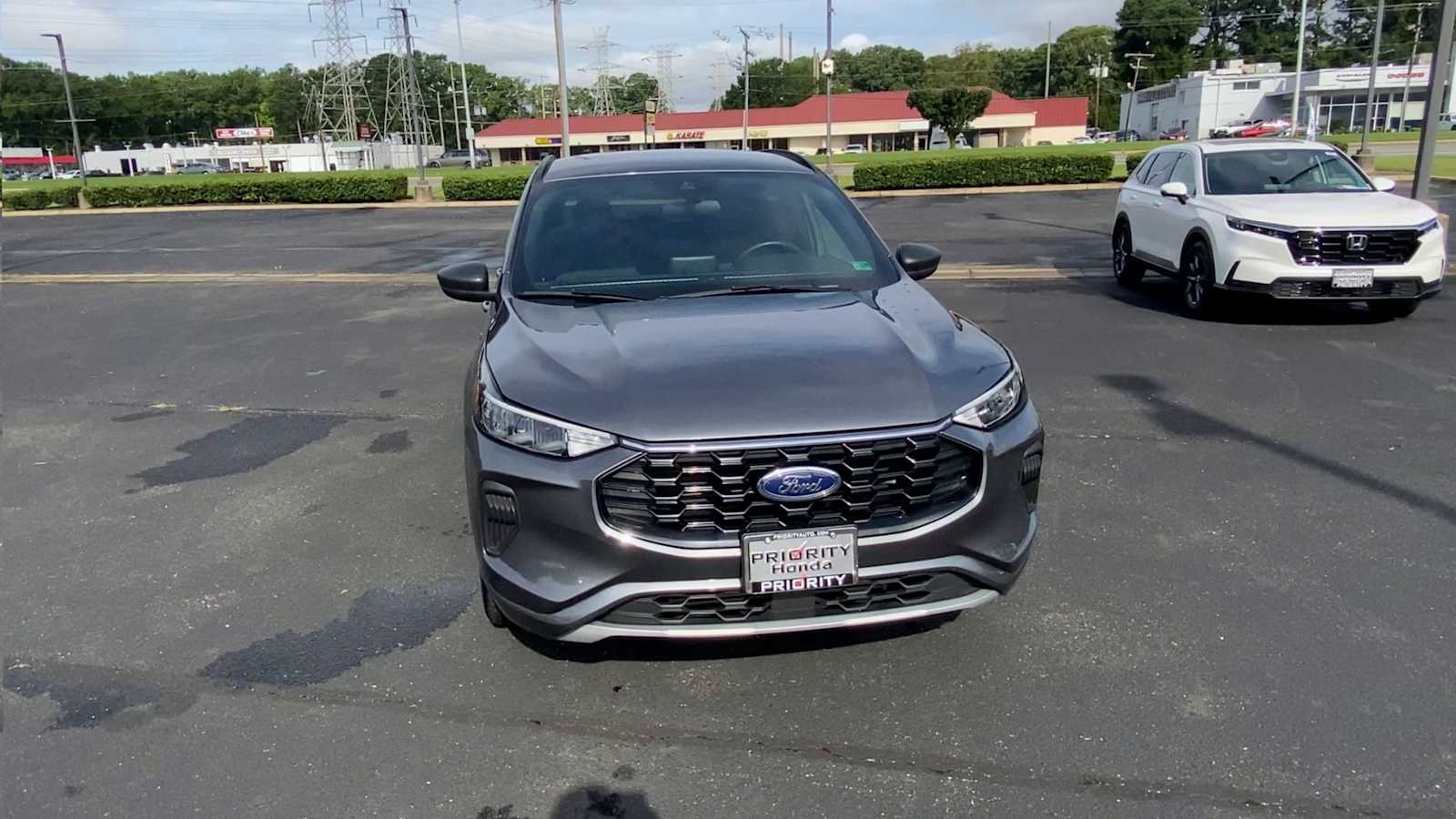 Thumbnail: 2024 Ford Escape - 3