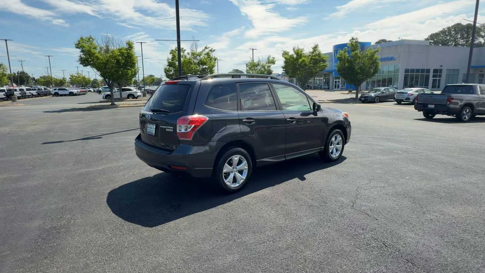 Thumbnail: 2016 Subaru Forester - 8