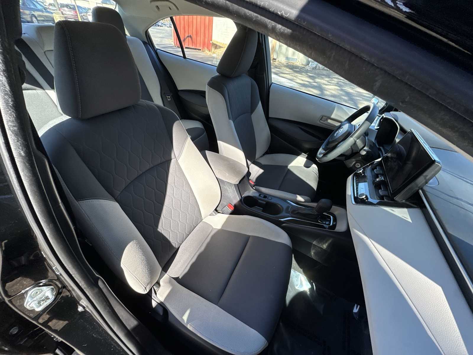 Thumbnail: 2023 Toyota Corolla - 24