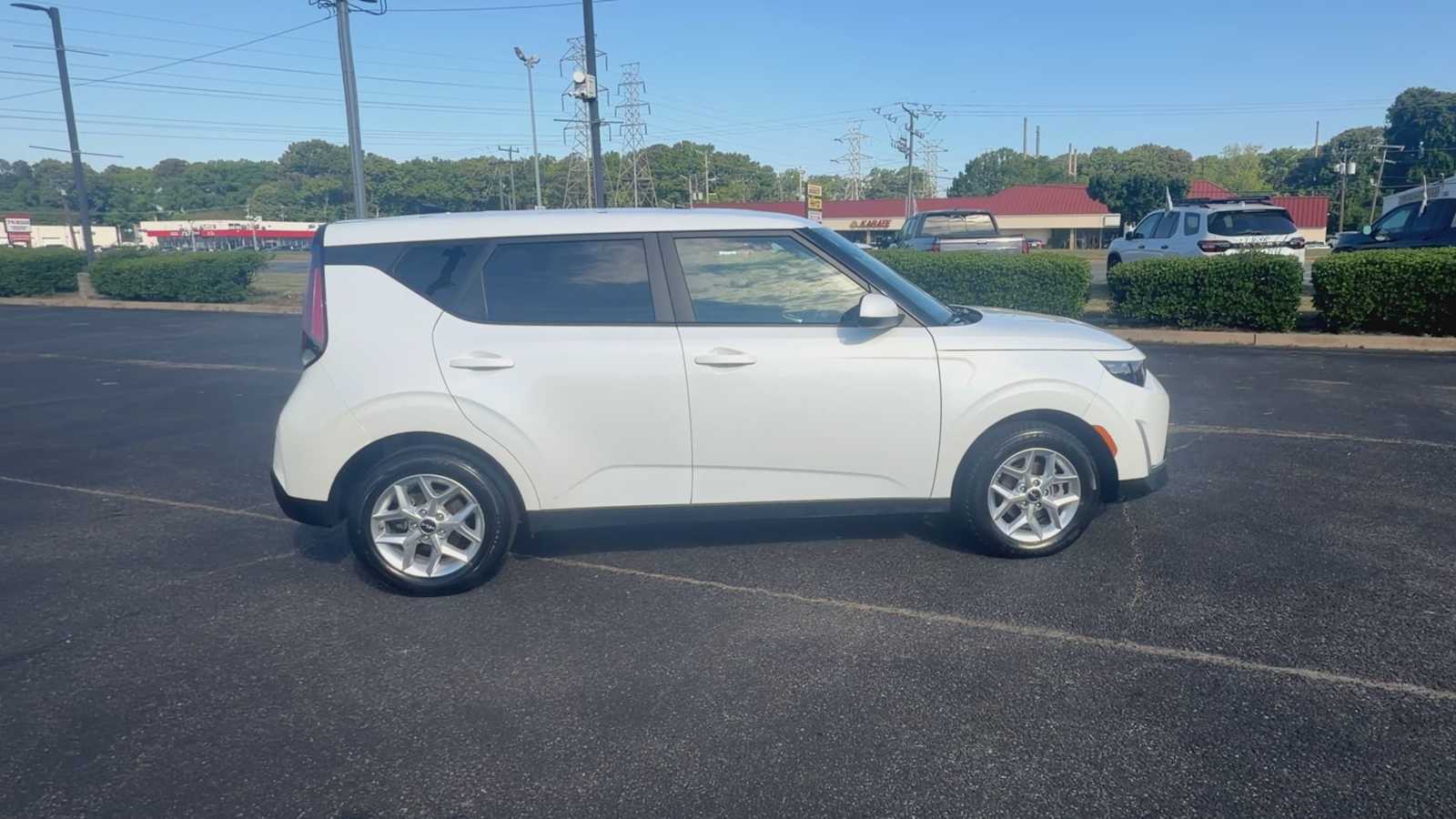 Thumbnail: 2024 Kia Soul - 9