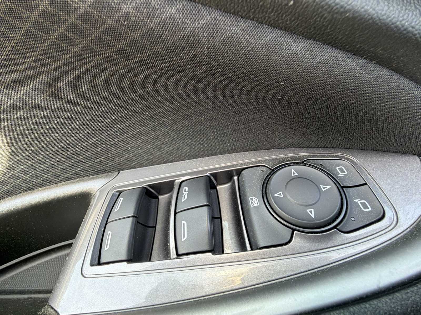 Thumbnail: 2023 Chevrolet Malibu - 15